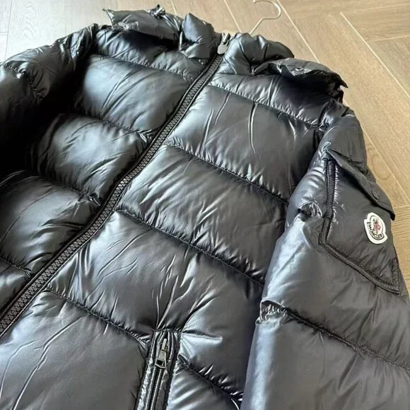 Moncler Men's Maya Down Jacket Size M - Picture 4 of 9